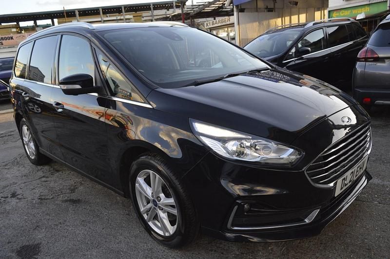 Usado Ford Galaxy Titanium 190 HP (139 kW) 2021 Preto Monovolume