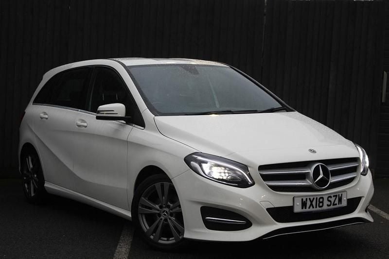 Used Mercedes B200 Exclusive 2018 White MPV