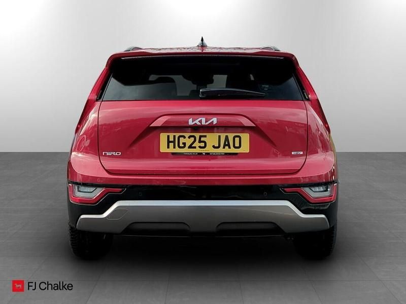 Used Kia Niro 127 HP (93 kW) 2025 Red SUV