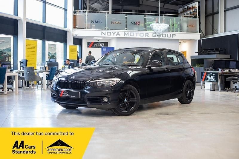 Used BMW 120 Sport Line 190 HP (139 kW) 2016 Black Hatchback