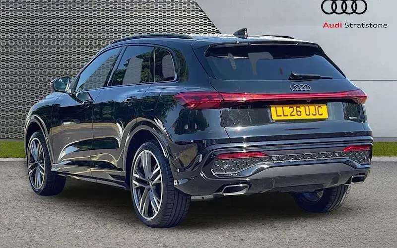 New Audi Q5 Sport 299 HP (219 kW) 2026 Black SUV
