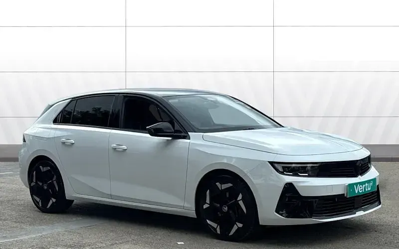 Used Vauxhall Astra GSe 225 HP (165 kW) 2023 Hatchback