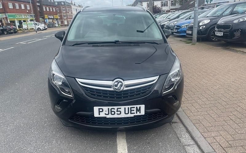 Used Vauxhall Zafira Tourer SRi 140 HP (102 kW) 2015 Black MPV