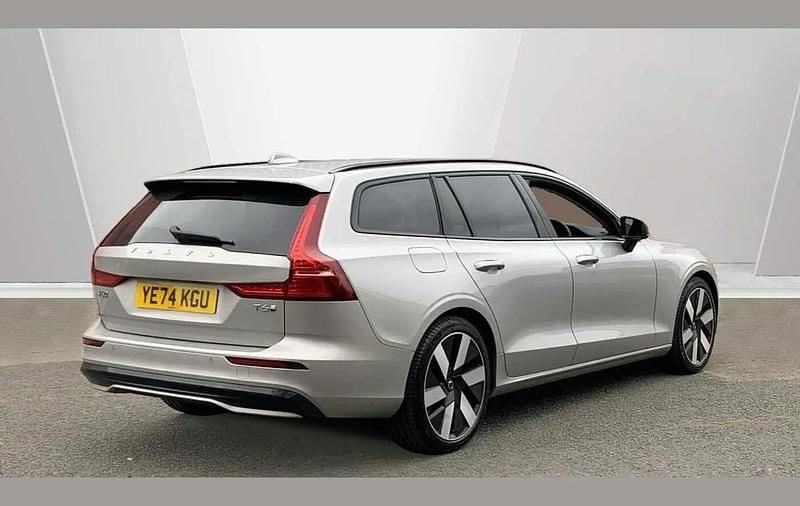 Used Volvo V60 Plus 345 HP (253 kW) 2024 Silver Estate