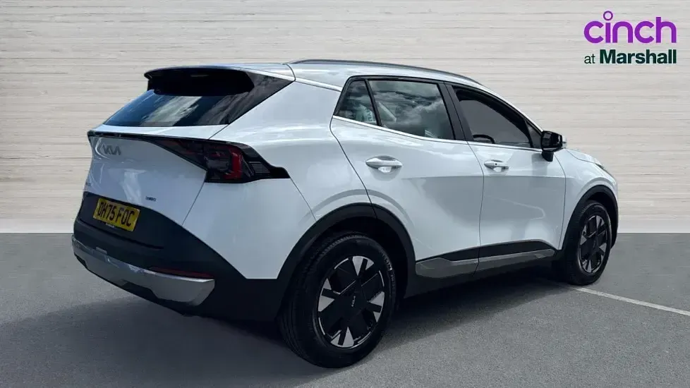 New Kia Sportage 235 HP (172 kW) 2026 White SUV