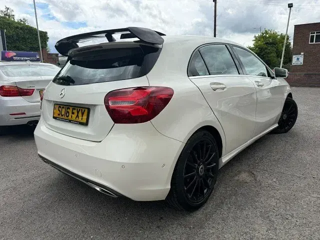 Used Mercedes A180 Premium 109 HP (80 kW) 2016 White Hatchback