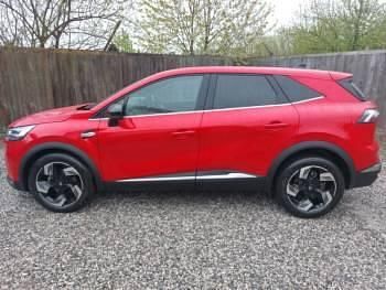 Używany Renault Symbioz Techno 140 KM (102 kW) 2025 Czerwony SUV