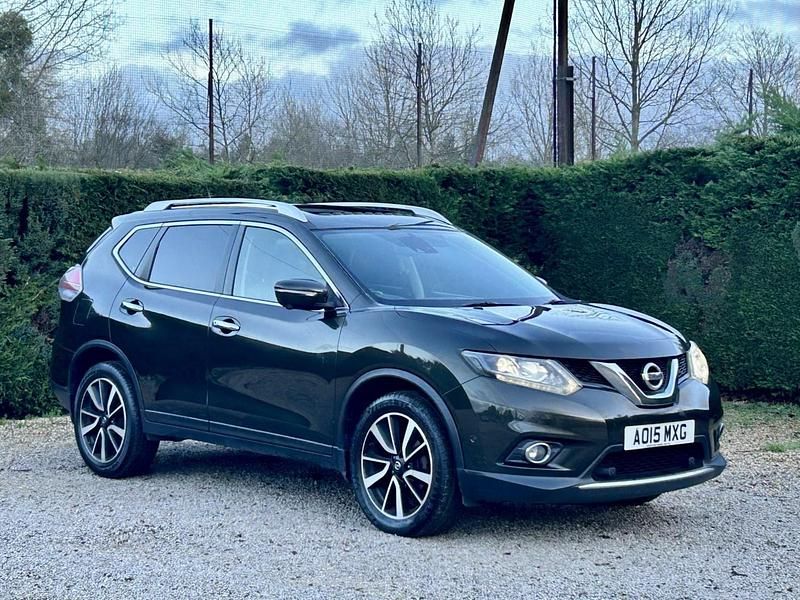 Used Nissan X-Trail Tekna 2015 Green SUV
