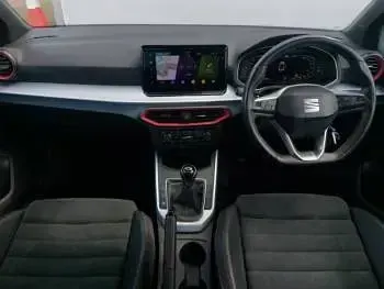 Used Seat Arona FR Sport 110 HP (80 kW) 2022 White SUV