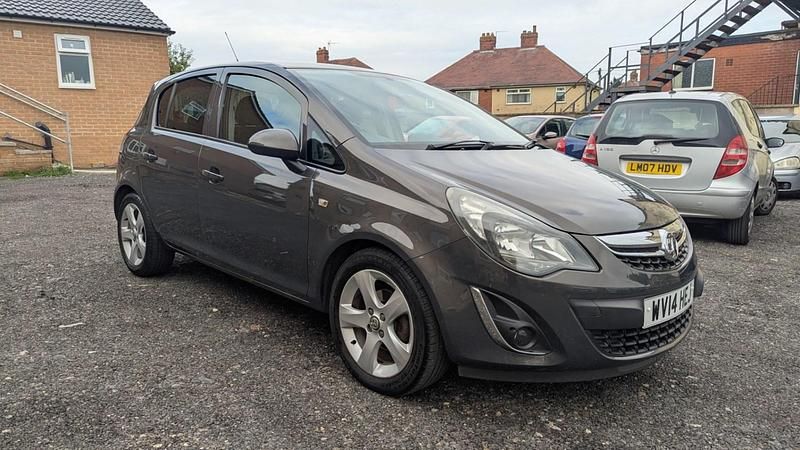Grey Used 2014 Vauxhall Corsa Hatchback | £2,999 (Good price) - Image 1/4