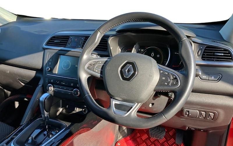 Usado Renault Kadjar Dynamique 110 HP (80 kW) 2017 Vermelho SUV