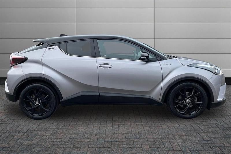 Used Toyota C-HR 122 HP (89 kW) 2018 Silver SUV