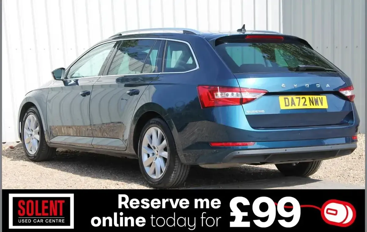 Used Skoda Superb SE Technology 150 HP (110 kW) 2022 Blue Estate