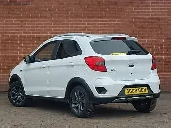 Used Ford Ka Plus Active 85 HP (62 kW) 2018 White Hatchback
