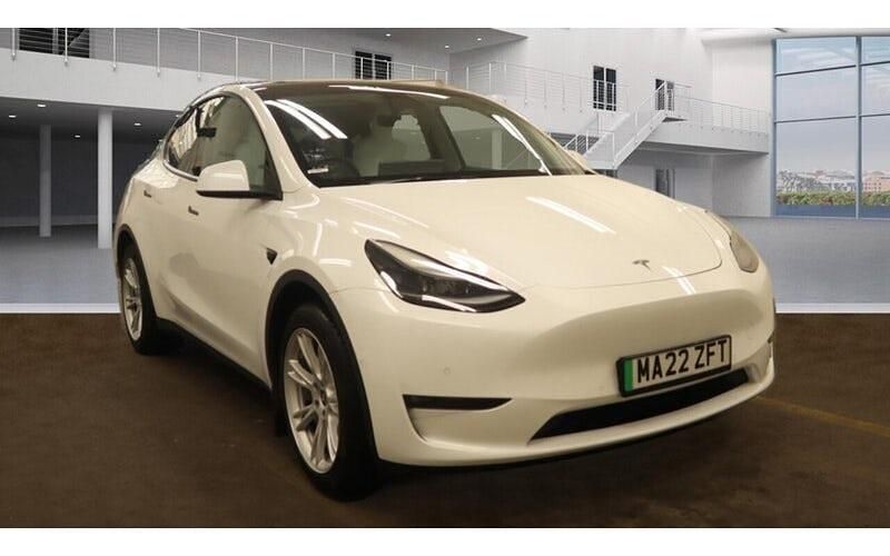 Used 2023 Tesla Model Y Long Range AWD SUV | £23,990 (Expensive) - Image 1/3