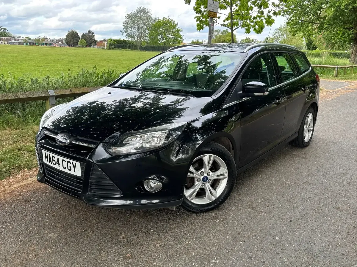 Used Ford Focus Zetec 115 HP (84 kW) 2014 Black Estate