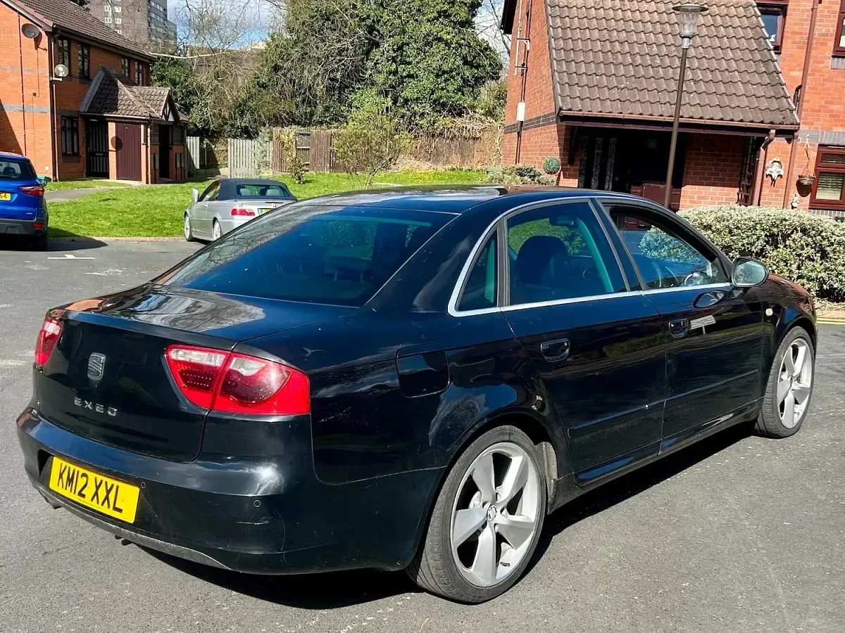 Used Seat Exeo Sport 143 HP (105 kW) 2012 Black Sedan