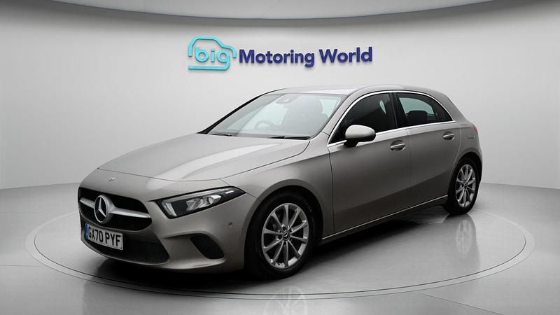 Used Mercedes A180 Executive 116 HP (85 kW) 2020 Silver Hatchback