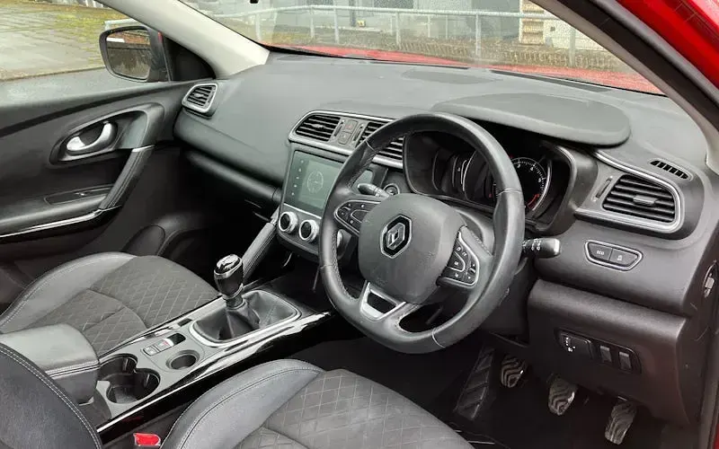 Used Renault Kadjar Iconic 140 HP (102 kW) 2019 Red SUV