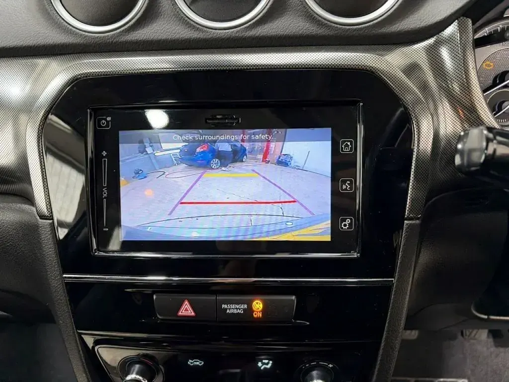 Second-hand Suzuki Vitara SZ5 2022 Gri SUV