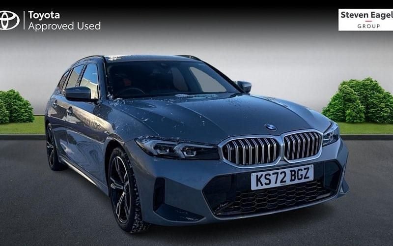 Used 2025 BMW 320 M Sport Estate | £28,879 (Super price) - Image 1/4