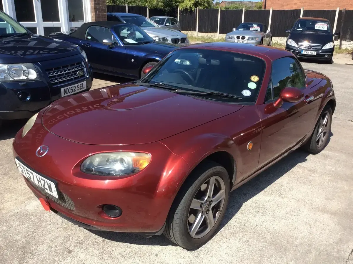 Used Mazda MX5 126 HP (92 kW) 2007 Red Cabriolet