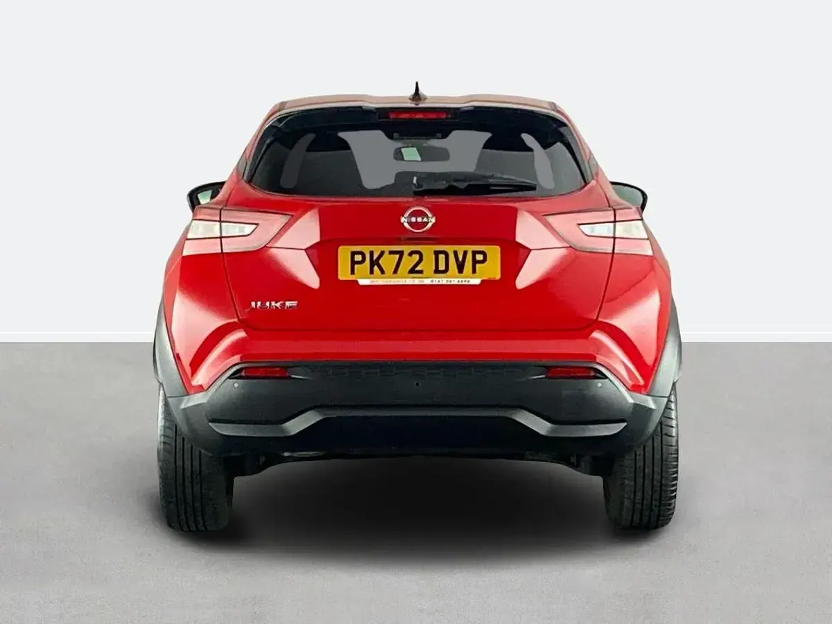 Used Nissan Juke N-Connecta 114 HP (83 kW) 2022 Red SUV