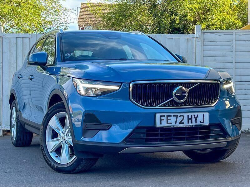 Used Volvo XC40 Core 163 HP (119 kW) 2022 Blue SUV