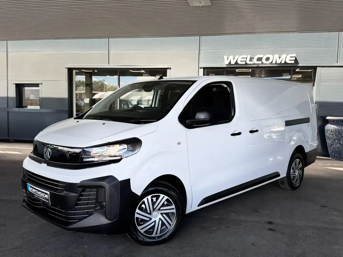 Used Vauxhall Vivaro 2025 White MPV