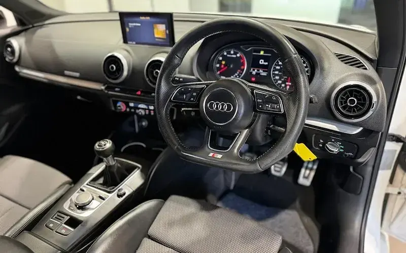 Used Audi A3 Sportback Black Edition 116 HP (85 kW) 2018 White Hatchback