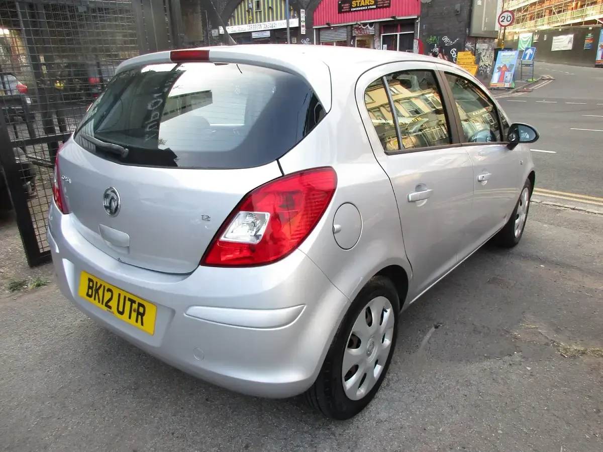 Used Vauxhall Corsa 80 HP (58 kW) 2012 Silver Hatchback