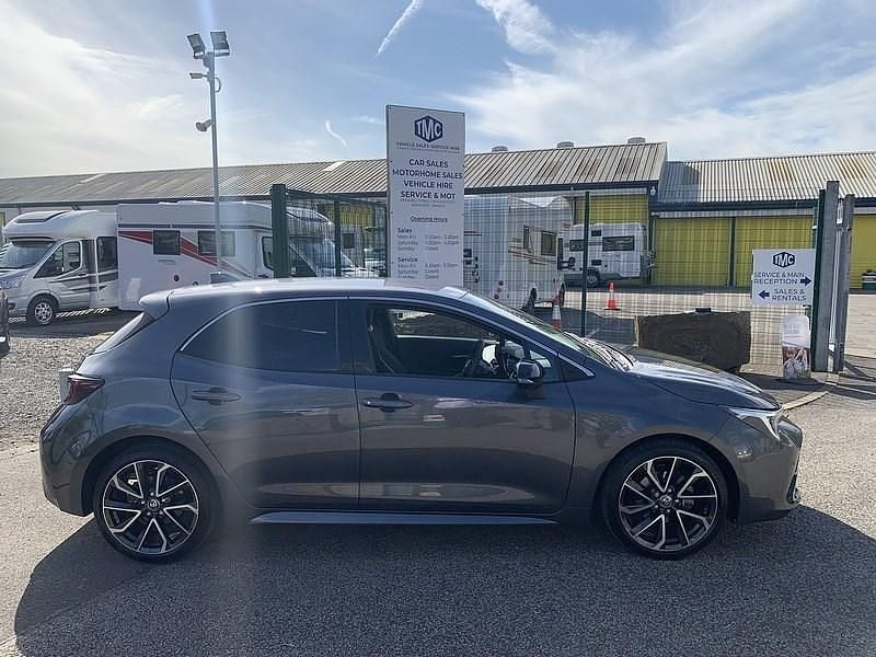 Usado Toyota Corolla 2025 Cinzento Citadino