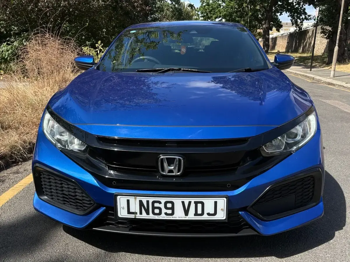 Used Honda Civic SE 126 HP (92 kW) 2019 Blue Hatchback