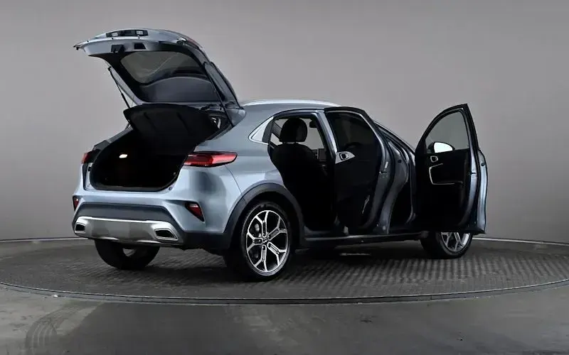 Used Kia XCeed 120 HP (88 kW) 2022 Silver SUV