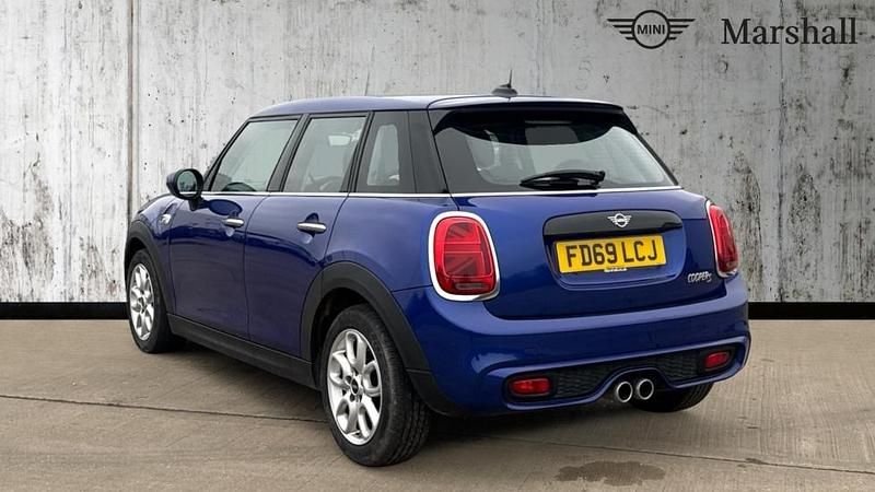 Used Mini Cooper S Classic 192 HP (141 kW) 2019 Starlight blue Hatchback