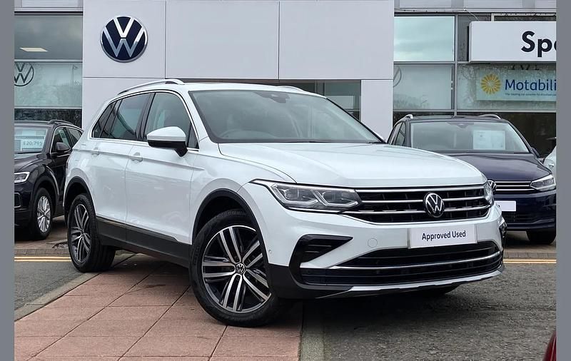 Used VW Tiguan Elegance 245 HP (180 kW) 2023 White SUV