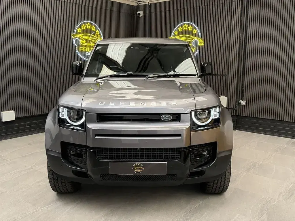 Used Land Rover Defender HSE 300 HP (220 kW) 2023 Grey SUV