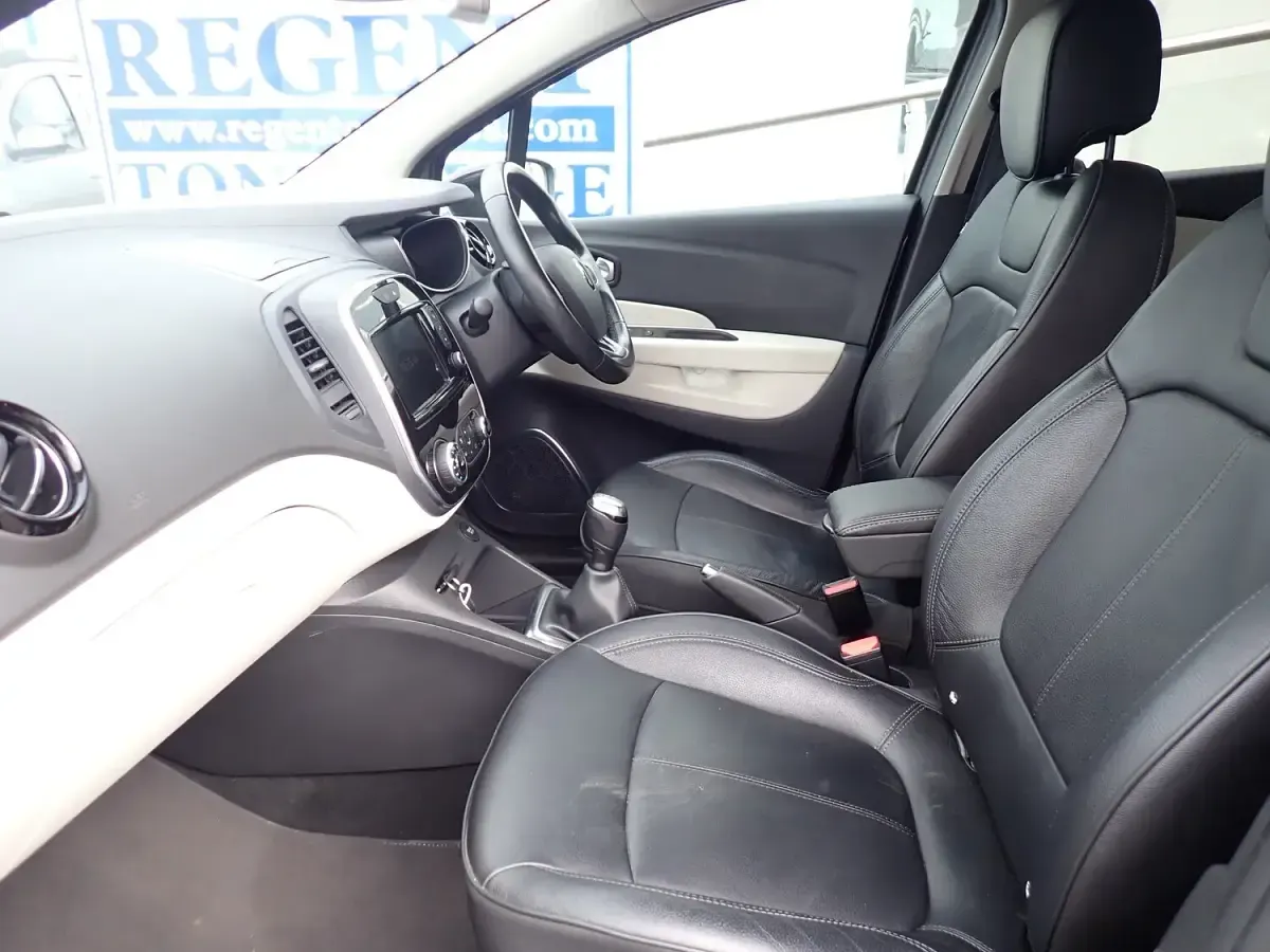 Used Renault Captur GT-Line 90 HP (66 kW) 2019 Grey/black SUV