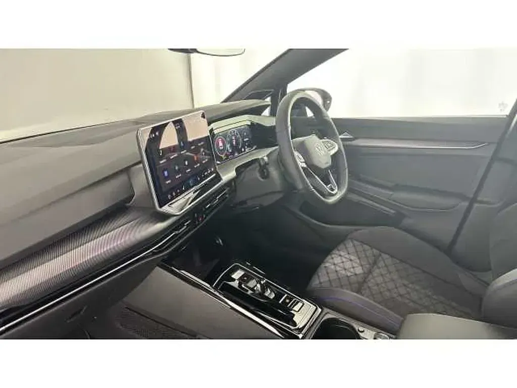Used VW Golf VIII 150 HP (110 kW) 2026