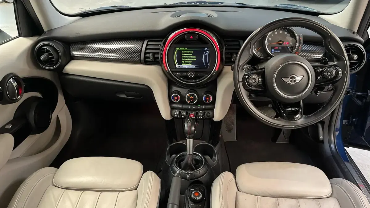 Used Mini Cooper S Hatch 192 HP (141 kW) 2017 Deep blue Hatchback