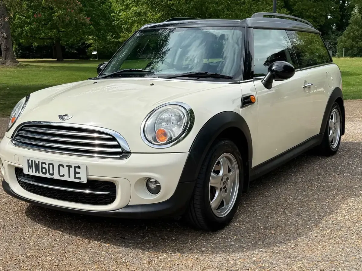 Usado Mini Cooper Clubman 2011 Blanco Familiar