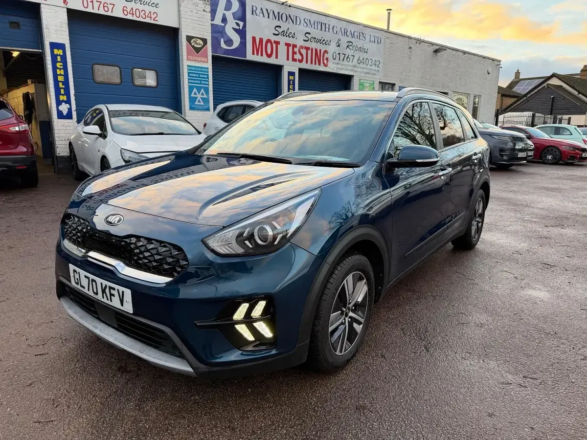 Used Kia Niro 141 HP (103 kW) 2020 Blue SUV