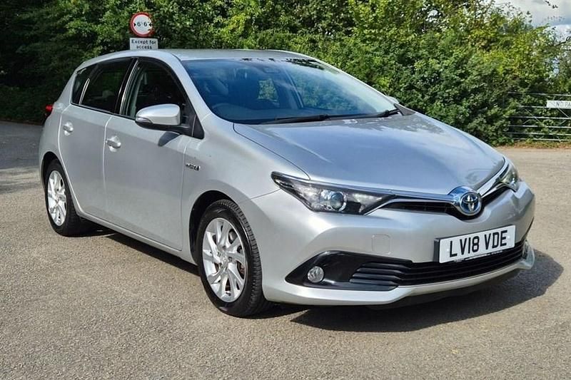 Used 2018 Toyota Auris Hybrid | £11,995 (Fair price) - Image 1/1
