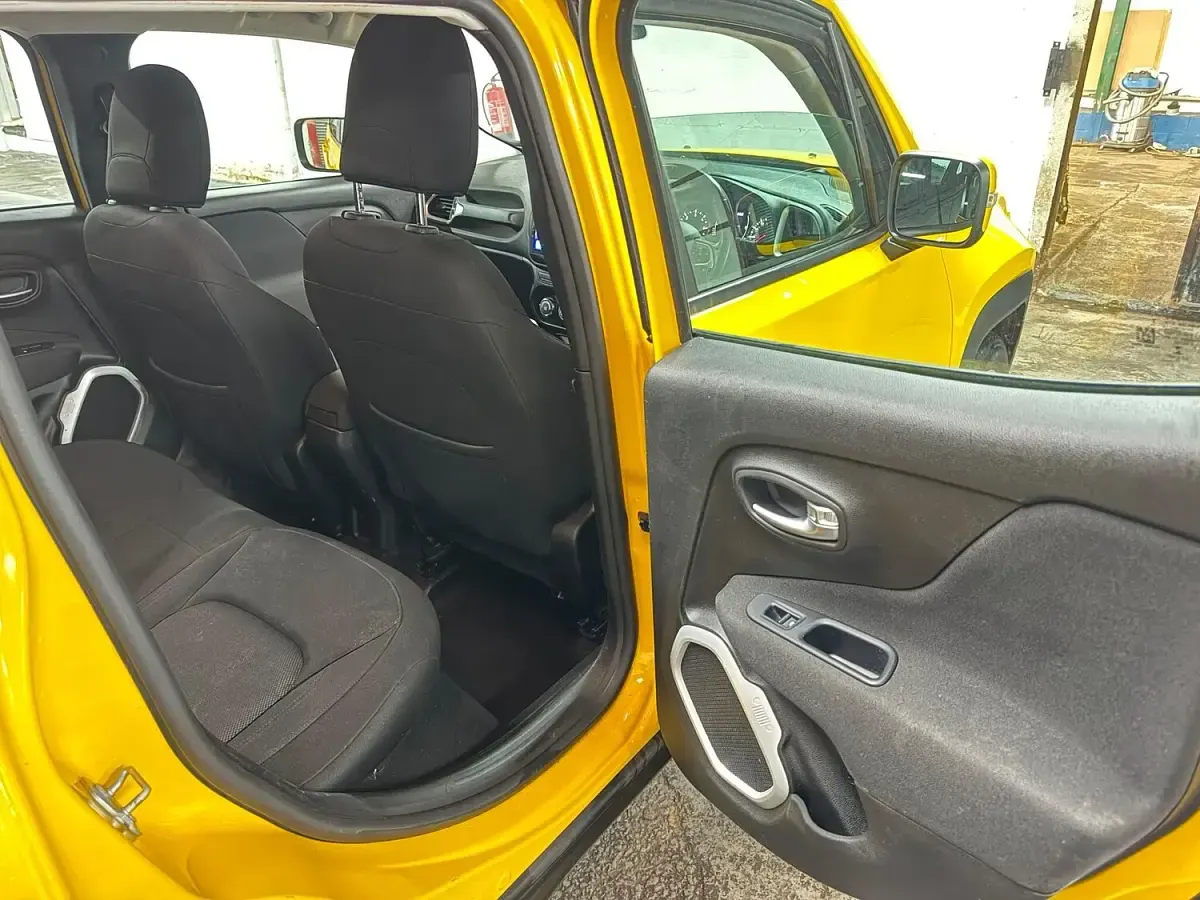 Used Jeep Renegade Longitude 120 HP (88 kW) 2017 Yellow SUV