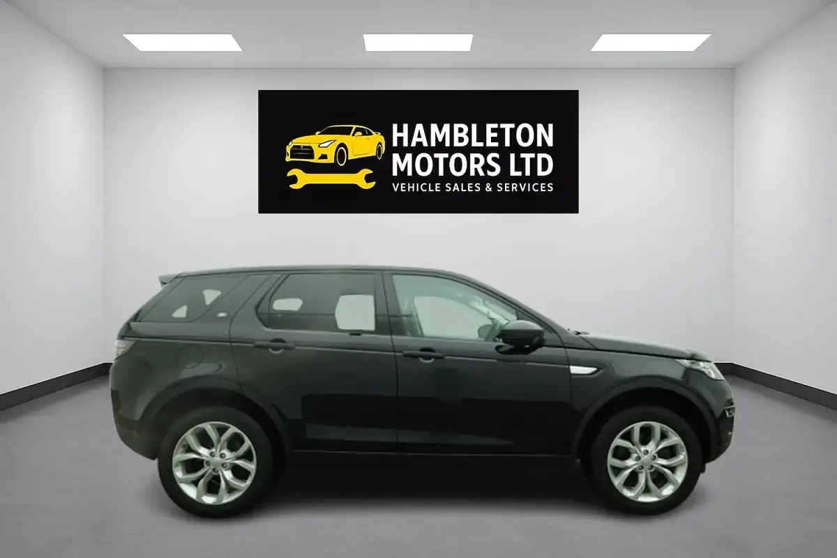 Used Land Rover Discovery Sport HSE 180 HP (132 kW) 2016 Black SUV