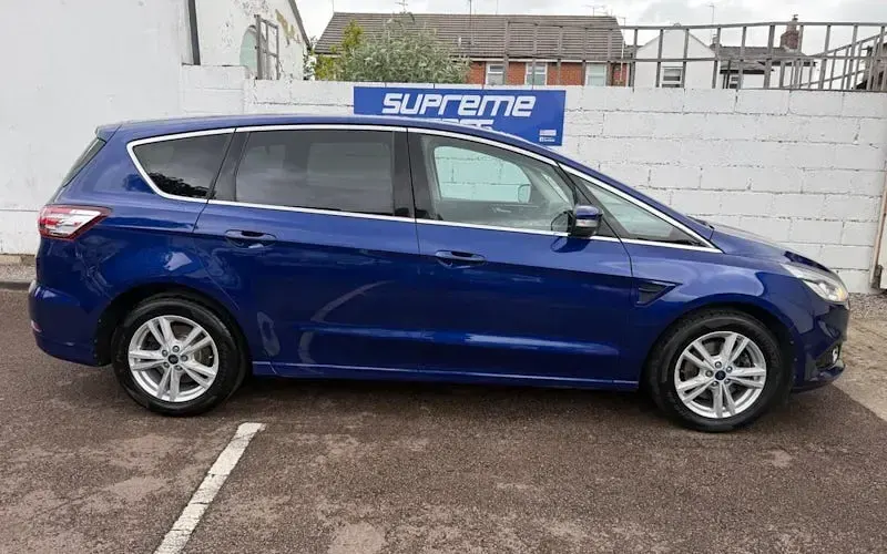 Używany Ford S-MAX Titanium 150 KM (110 kW) 2018 Minivan