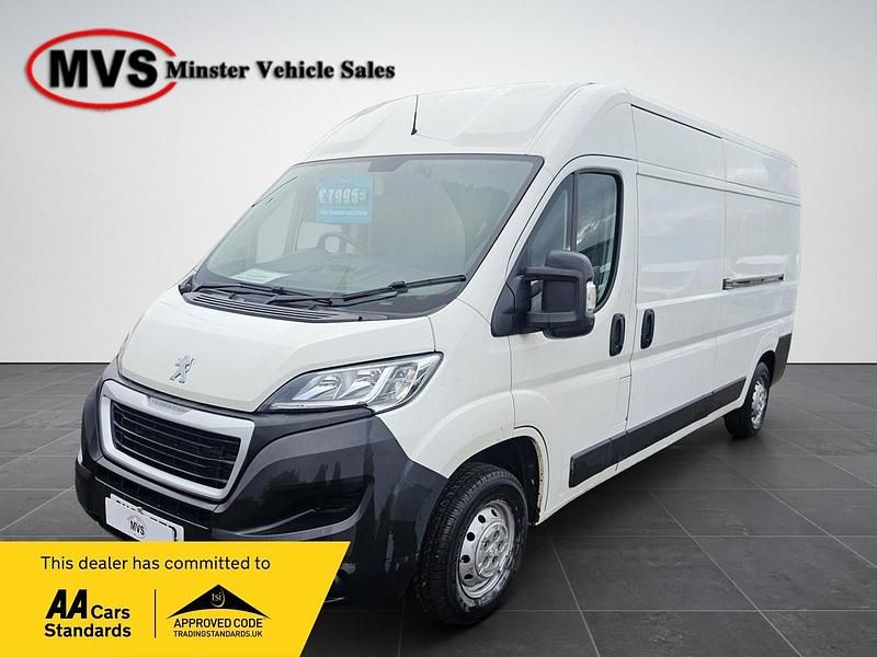 Used Peugeot Boxer 140 HP (102 kW) 2020 White Van