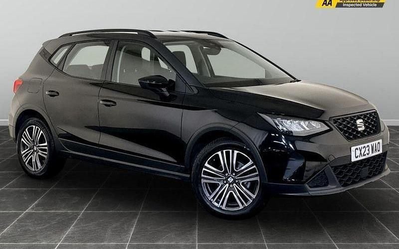 Used 2025 Seat Arona SE Technology SUV | £10,995 (Good price) - Image 1/2