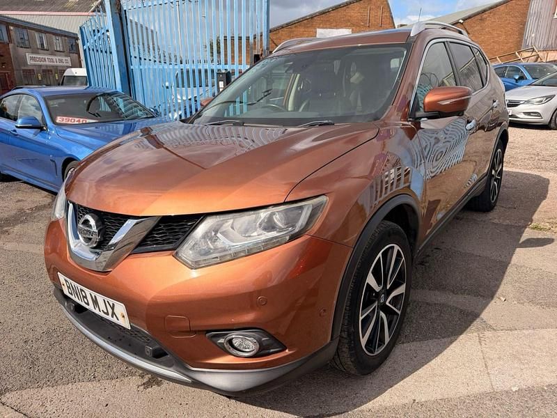Used Nissan X-Trail SE 163 HP (119 kW) 2018 Orange SUV