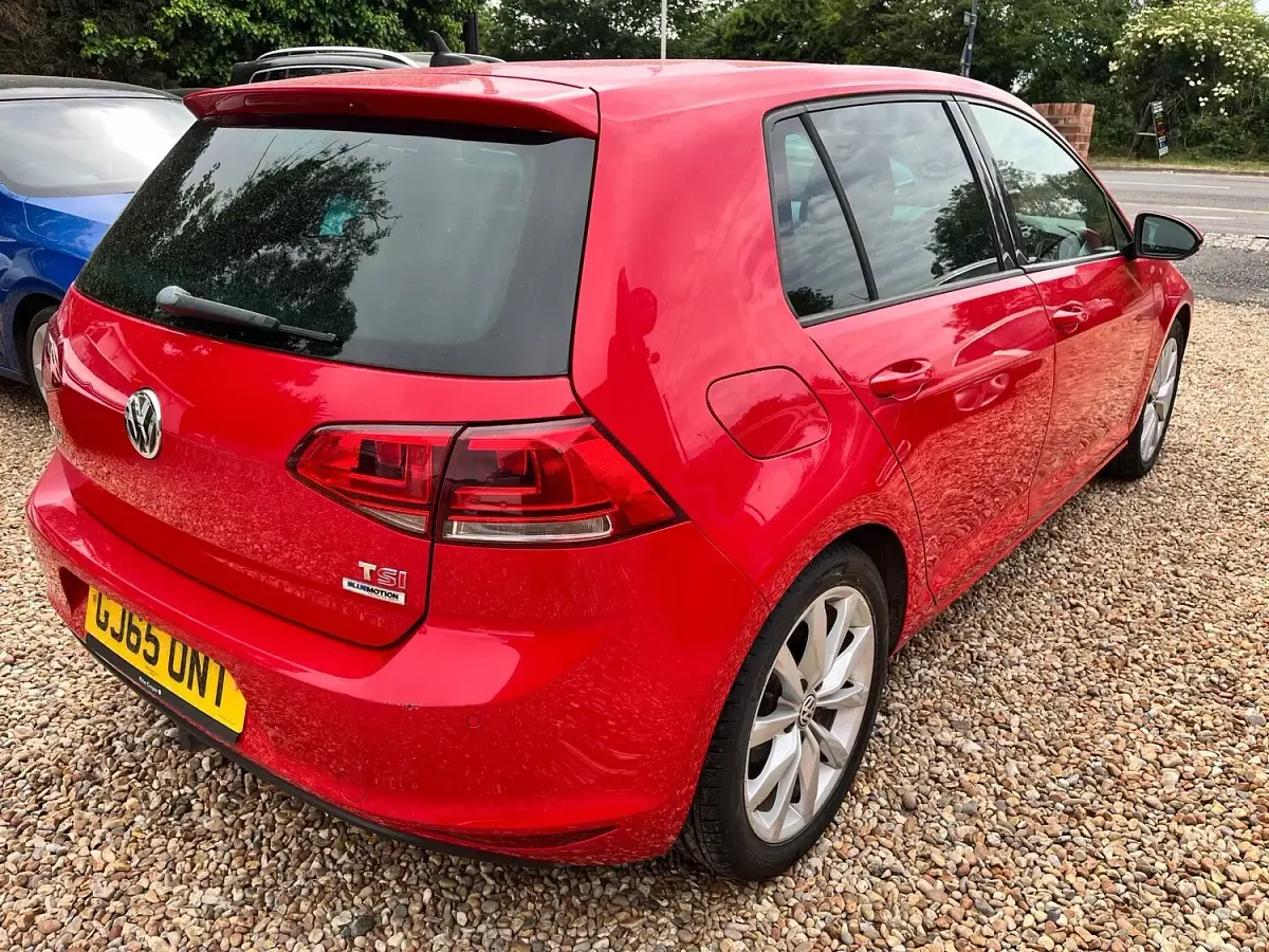 Used VW Golf VII GT 150 HP (110 kW) 2015 Red Hatchback